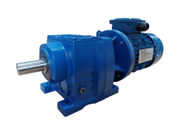 HELICAL GEAR REDUCER MODEL : YHR